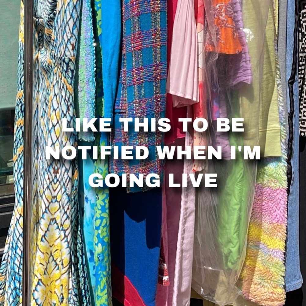 Like this to be notified when I go live ❤️ so many unlisted items